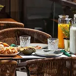 Апарт-отель Pefki Deluxe Residences - Adults Only 16plus 4*