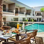 Апарт-отель Pefki Deluxe Residences - Adults Only 16plus 4*