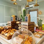 Pefki Deluxe Residences - Adults Only 16plus Пефкохори