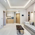 Pefki Deluxe Residences - Adults Only 16plus Пефкохори