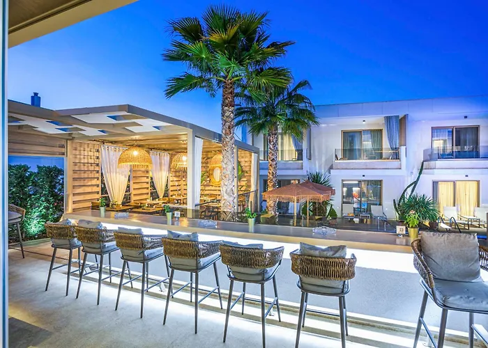 Aparthotel Pefki Deluxe Residences 4*