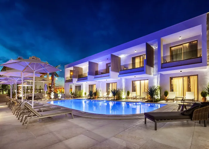 Aparthotel Pefki Deluxe Residences 4*