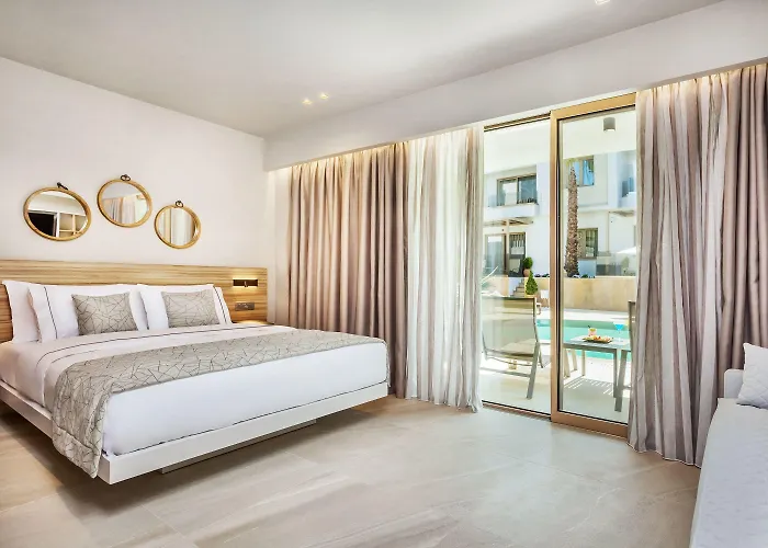 Pefki Deluxe Residences 4*