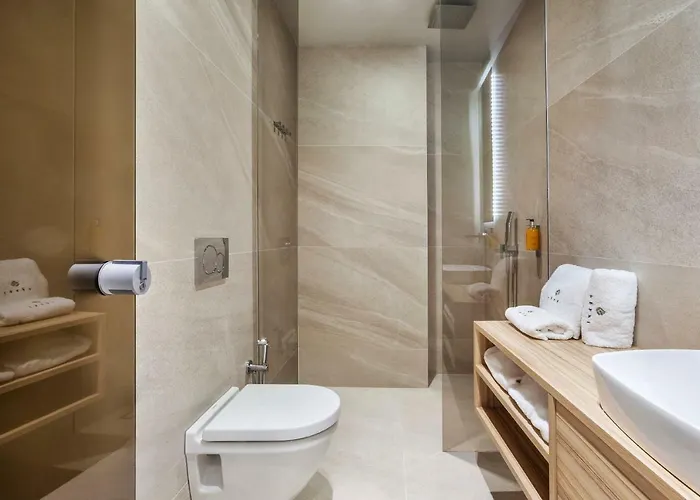 Pefki Deluxe Residences 4*