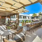 Pefki Deluxe Residences - Adults Only 16plus Aparthotel Pefkochori