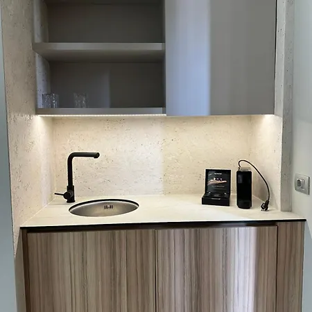 Pefki Deluxe Residences - Adults Only 16plus מלון דירות 4*