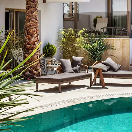 Pefki Deluxe Residences Aparthotel 4*