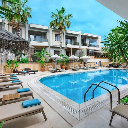 Aparthotel Pefki Deluxe Residences - Adults Only 16plus 4*