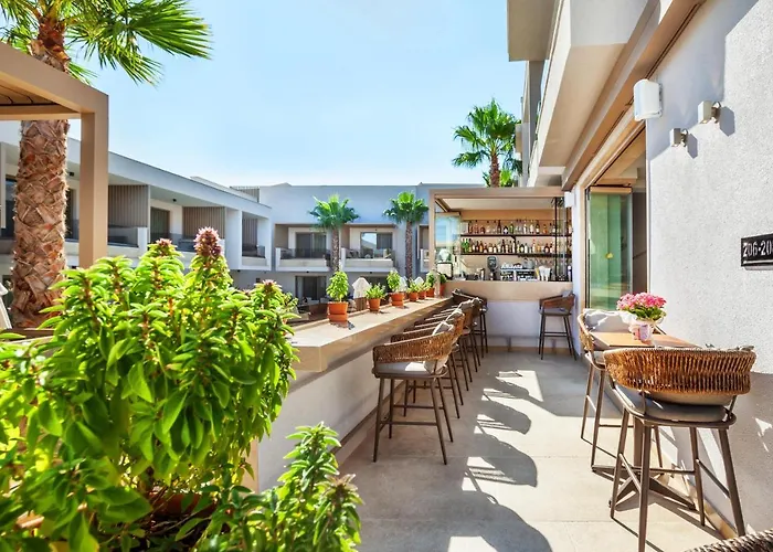 Pefki Deluxe Residences - Adults Only 16plus Hotel de apartamente 4*