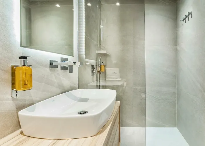 Pefki Deluxe Residences - Adults Only 16plus