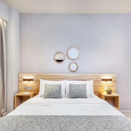 Lejlighedshotel Pefki Deluxe Residences - Adults Only 16plus