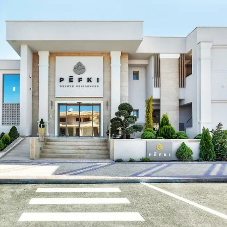 Pefki Deluxe Residences