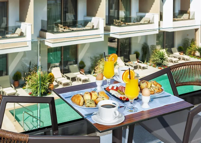 Aparthotel Pefki Deluxe Residences